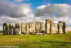 Stonehenge - Stonehenge: The stones of the Bluestone Circle, the inner stone circle, weigh up to 4 tons each. The huge stones...
