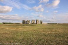 Stonehenge - Tijdens de bouw van Stonehenge waren 600 mensen nodig om één steen te verplaatsen. Men onderzoekt de astronomische en...