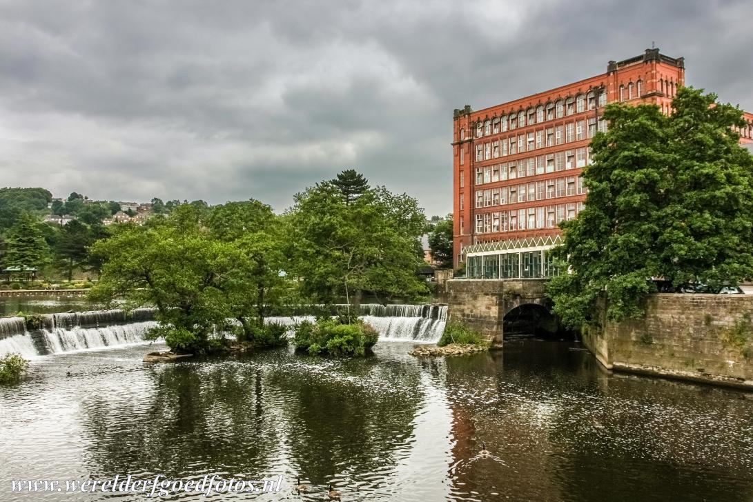 Derwent Valley Mills - The North Mill in Belper is one of the mills in the Derwent Valley in England. The valley contains a number of cotton factories dating... Derwent Valley Mills - The North Mill in Belper is one of the mills in the Derwent Valley in England. The valley contains a number of cotton factories dating...