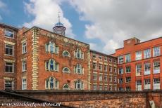 Derwent Valley Mills - Derwent Valley Mills: In Masson Mills kan men historische textielmachines uit de 18de, 19de en 20ste eeuw bezichtigen. De machines van Masson...