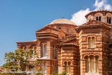 Monastery of Hosios Loukas - Hosios Loukas Monastery: On the left hand side the dome of the Katholikon, on the right hand side the dome of the Theotokos, this church was...