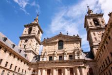 Abdijcomplex van Escorial in Madrid - Abdijcomplex van El Escorial in Madrid: De Patio de Los Reyes is de koninklijke binnenplaats van El Escorial. De binnenplaats ligt...