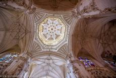 Burgos Cathedral - Burgos Cathedral: The lantern of the transept forms a beautiful hollow star, it was built in the 16th century. The tomb of El Cid and...