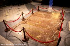 Burgos Cathedral - Burgos Cathedral: The tomb of El Cid Campeador, a legendary Spanish hero and icon. The tomb of El Cid, Rodrigo Díaz de...