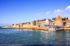 Kasteel Caernarfon - Kasteel Caernarfon ligt aan de Menai Straat tegenover het eiland Anglesey. Kasteel Caernarfon ligt in Gwynedd,&nbsp;een voormalig...