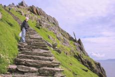 Sceilg Mhichíl - Skellig Michael - Skellig Michael - Sceilg Mhichíl: De duizend jaar oude trap, de 'Stairway to Heaven' geeft nergens houvast en wordt naar boven...