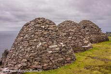 Sceilg Mhichíl - Skellig Michael - Skellig Michael - Sceilg Mhichíl: Three beehive-shaped huts perched on the 230 metres high rock of Skellig Michael. The stone...