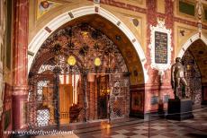 Roskilde Cathedral - Roskilde Cathedral: The Christian IV Chapel. Inside Roskilde Cathedral, the Christian IV Chapel is separated from the nave by a wrought-iron...