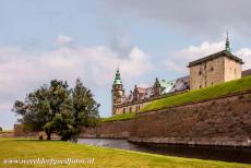 Kasteel Kronborg - Kasteel Kronborg staat in Helsingør, een Deense stad ten noorden van Kopenhagen. Het kasteel ligt op een schiereiland, op...