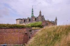 Kasteel Kronborg - Kasteel Kronborg is wereldwijd bekend door Hamlet, de Deense prins uit het toneelstuk van de Engelse schrijver William Shakespeare... Kasteel Kronborg - Kasteel Kronborg is wereldwijd bekend door Hamlet, de Deense prins uit het toneelstuk van de Engelse schrijver William Shakespeare...