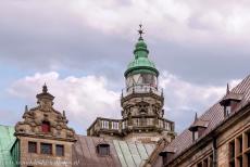 Kasteel Kronborg - De Koninginnetoren van Kronborg was de privékamer van de koningin. Deze is gevestigd in de noordoostelijke deel van het kasteel. De... Kasteel Kronborg - De Koninginnetoren van Kronborg was de privékamer van de koningin. Deze is gevestigd in de noordoostelijke deel van het kasteel. De...