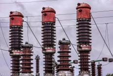 Radiostation van Grimeton, Varberg - Radiostation van Grimeton, Varberg: De reusachtige keramische elektriciteitsisolatoren werden gebruikt om elektrische lekken te...