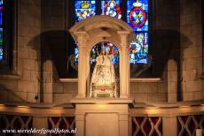 Vestingwerken van de stad Luxemburg - De oude wijken en vestingwerken van de stad Luxemburg: In de kathedraal van Luxemburg, de Cathedrale Notre-Dame, staat het 17de eeuwse beeldje van...