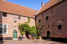 Flemish Béguinage in Diest - The Convent of the Holy Spirit, also known as the Convent of the Holy Ghost, now houses an authentic tavern; the building dates back to 1618. As... Flemish Béguinage in Diest - The Convent of the Holy Spirit, also known as the Convent of the Holy Ghost, now houses an authentic tavern; the building dates back to 1618. As...