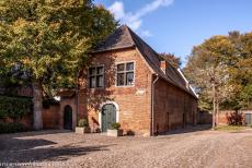 Flemish Béguinage in Diest - The former Tithe Barn in the Béguinage of Diest was used for the storage of agricultural produce, including the so-called tithes, the goods... Flemish Béguinage in Diest - The former Tithe Barn in the Béguinage of Diest was used for the storage of agricultural produce, including the so-called tithes, the goods...
