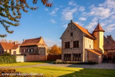 Flemish Béguinage Sint Truiden - Flemish Béguinage of Sint Truiden: The Tower House was probably the residence of the Grande Dame. The Grande Dame ruled over the...