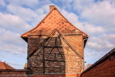 Vlaams Begijnhof van Sint-Truiden - De vakwerkmuur van een historisch begijnhuisje uit 1690 in het Begijnhof van Sint-Truiden. Veel van de oorspronkelijke 17de-eeuwse lemen muren...