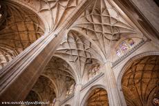 Old Town of Segovia - The Old Town of Segovia and its Aqueduct: The Segovia Cathedral has three Gothic vaults, they are 33 metres high, 50 metres wide and 105...