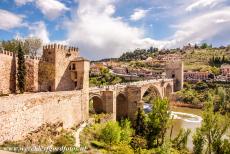 Historische stad van Toledo - Historische stad Toledo: De Puente de Alcántara is een Romeinse stenen brug over de rivier de Taag. De geschiedenis van Toledo gaat terug...