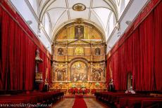 Oude stad van Salamanca - Oude stad van Salamanca: De kapel van de Universiteit van Salamanca werd gebouwd van 1761 tot 1767. Het altaarstuk is met wit en...