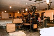 Houtpulp en kartonfabriek van Verla - De historische machines van de houtpulp en kartonfabriek van Verla zijn bewaard gebleven. Het hoofdproduct van Verla was wit karton, het...