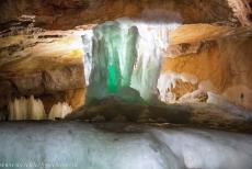 Hallstatt-Dachstein / Salzkammergut - Hallstatt-Dachstein / Salzkammergut Cultural Landscape: The amazingly coloured ice formations of the Dachstein Ice Cave. The Dachstein Ice...