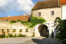 Cultuurlandschap van de Fertö / Neusiedlersee - Cultuurlandschap Fertö / Neusiedlersee: De Türkentor in Purbach am Neusiedlersee. Purbach am Neusiedlersee ligt op de westelijke oever...