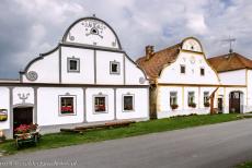 Holašovice Historical Village - Holašovice Historical Village: Holašovice is a typical Bohemian village, situated in the middle of the harmonious landscape of... Holašovice Historical Village - Holašovice Historical Village: Holašovice is a typical Bohemian village, situated in the middle of the harmonious landscape of...