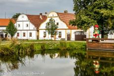 Holašovice Historical Village - Holašovice Historical Village: The houses are facing a central village green, with a fish pond and a small chapel. In the Second World War,...