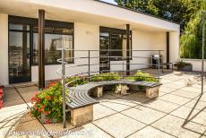 Tugendhat Villa in Brno - Tugendhat Villa in Brno: Het terras op de derde en hoogste etage biedt uitzicht op de tuin en de stad Brno. Zeer zeldzame en...