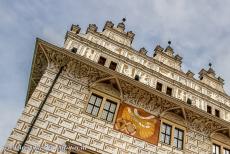 Litomyšl Castle - Litomyšl Castle: A Renaissance sgraffito decoration of a sundial on the south wall. The façades and walls of Litomyšl...