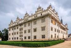 Kasteel van Litomyšl - Van 1568-1581 werd het middeleeuwse kasteel van Litomyšl omgebouwd tot een renaissance kasteel. Ondanks de latere reconstructies in de...