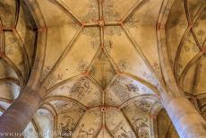 Benedictijner klooster St. Johannes in Müstair - Benedictijner klooster van St. Johannes in Müstair: Het wapenschild van keizer Karel de Grote werd geschilderd op het kerkgewelf, zijn...
