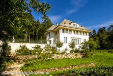 Het architecturale werk van Le Corbusier - Architecturale werk van Le Corbusier: La Maison Blanche in La Chaux-de-Fonds. La Maison Blanche staat ook bekend als Villa Jeanneret-Perret....