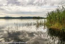 Prehistorische paalwoningen rond de Alpen - Prehistorische paalwoningen rond de Alpen: Op het eiland Virginia werden in de 19de eeuw de overblijfselen van enkele prehistorische...