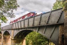 Pontcysyllte Aquaduct - Het Pontcysyllte Aquaduct bestaat uit een enorme gietijzeren bak, die op 19 stenen pijlers rust. De gietijzeren bak van het Pontcysyllte...