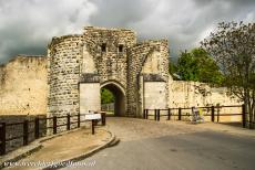 Provins, stad van middeleeuwse jaarmarkten - Provins, stad van middeleeuwse jaarmarkten: De 'Porte Saint-Jean', de Saint-Jean poort, diende om de oude route naar Parijs...