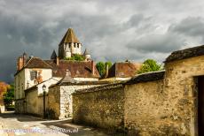 Provins, Town of Medieval Fairs - Provins, Town of Medieval Fairs: The Caesar's tower rises above the houses of Provins. Provins is one of the best preserved medieval cities in...