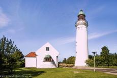 Stevns Klint - De vuurtoren Stevns Fyr bij Store Heddinge staat op het hoogste punt van Stevns Klint, circa 41 meter boven de zeespiegel. In de lente en herfst...