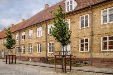 Christiansfeld, een Moravische nederzetting - Christiansfeld, een Moravische Broedergemeenschap: Het Broederhuis werd gebouwd in 1774, het was de woning voor vrijgezelle...