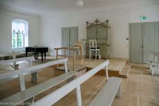Christiansfeld, een Moravische nederzetting - Christiansfeld, een Moravische Broedergemeenschap: Tijdens de renovatie van de kerk was het mogelijk om de kerkzaal in het Zusterhuis te...