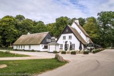 The par force hunting landscape in North Zealand - The par force hunting landscape in North Zealand: The Peter Lieps Hus is the most renowned restaurant in Jægersborg Dyrehave. The...
