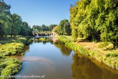 Muskauer Park / Park Muzakowski - Muskauer Park / Park Muzakowski: The Muskauer Park stretches on both banks of the Neisse. In order to create a romantic park scenery, a...