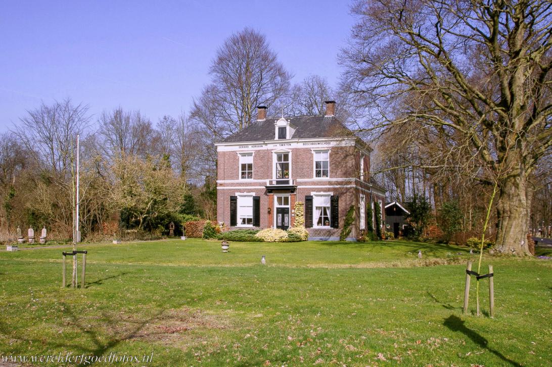 Koloniën van Weldadigheid - Koloniën van Weldadigheid: De Bosbouwschool werd in 1887 gesticht door Majoor van Swieten ter nagedachtenis aan zijn zoon Gerard... Koloniën van Weldadigheid - Koloniën van Weldadigheid: De Bosbouwschool werd in 1887 gesticht door Majoor van Swieten ter nagedachtenis aan zijn zoon Gerard...