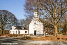Koloniën van Weldadigheid - Koloniën van Weldadigheid: Het koloniekerkje van Wilhelminaoord werd gebouwd in 1851, het is een Waterstaatskerk, zogenoemd omdat...