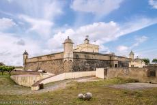 Garnizoensgrensstad en vestingwerken van Elvas - Garnizoensgrensstad en vestingwerken van Elvas: In het centrale bastion van het Santa Luzia Fort bevinden zich het... Garnizoensgrensstad en vestingwerken van Elvas - Garnizoensgrensstad en vestingwerken van Elvas: In het centrale bastion van het Santa Luzia Fort bevinden zich het...