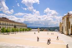 Universiteit van Coimbra - Alta en Sofia - Universiteit van Coimbra - Alta en Sofia: De universiteitsgebouwen kijken uit over Coimbra. De P&aacute;tio das Escolas, de binnenplaats van de...