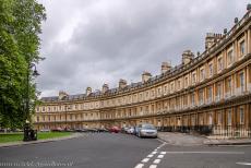 City of Bath - City of Bath: The Circus is a historic square lined with large townhouses. The world-famous square forms a perfect circle and has three entrances.... City of Bath - City of Bath: The Circus is a historic square lined with large townhouses. The world-famous square forms a perfect circle and has three entrances....