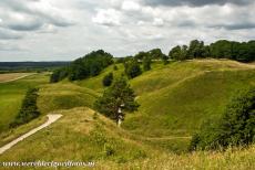 Archeologisch gebied Kernavė - Archeologisch Kernavė (Cultuurreservaat van Kernavė): Volgens een Litouwse legende zou koning Mindaugas in 1253 zijn gekroond op een van...