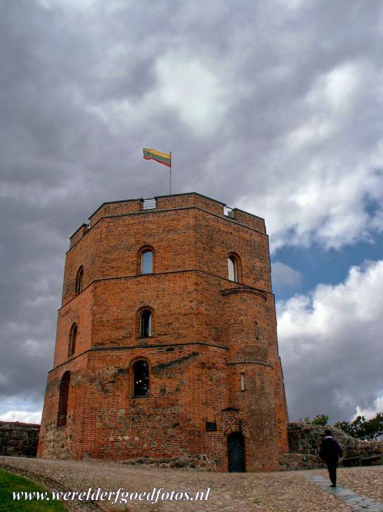 Historisch centrum van Vilnius - Historisch centrum van Vilnius: De Gediminastoren is het laatste overblijfsel van het kasteel van Vilnius, dat in 1409 werd gebouwd.... Historisch centrum van Vilnius - Historisch centrum van Vilnius: De Gediminastoren is het laatste overblijfsel van het kasteel van Vilnius, dat in 1409 werd gebouwd....